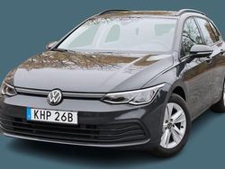 Grå Begagnad 2023 VW Golf VIII Kombi | 237 000 kr (Marknadspris)