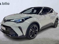 Grå Begagnad 2022 Toyota C-HR Sport SUV | 299 900 kr (Marknadspris)