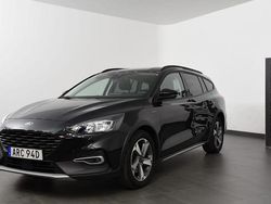 Svart Begagnad 2021 Ford Focus Active Kombi | 184 800 kr (Marknadspris)