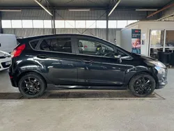 Svart Begagnad 2016 Ford Fiesta Titanium Halvkombi | 82 900 kr (Lite dyr)