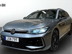 Mörkgrå Begagnad 2024 VW Passat R-line Kombi | 479 900 kr