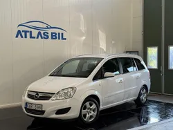 Vit Begagnad 2009 Opel Zafira Minibuss | 39 900 kr