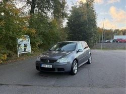 Grå Begagnad 2007 VW Golf V Trendline Halvkombi | 25 000 kr (Bra pris)