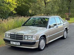 Ljusbrun Begagnad 1986 Mercedes 190 Sedan | 329 000 kr