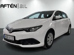 Vit Begagnad 2016 Toyota Auris Life Halvkombi | 119 800 kr (Superpris)