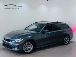 Grå Begagnad 2021 BMW 330e Sport Line Kombi | 239 900 kr (Superpris)