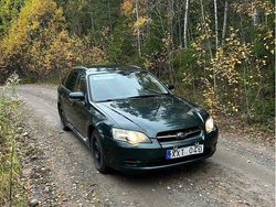 Grön Begagnad 2004 Subaru Legacy Kombi | 12 500 kr