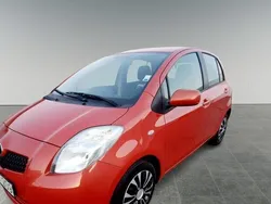 Orange Begagnad 2007 Toyota Yaris Halvkombi | 34 900 kr (Marknadspris)