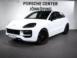 Vit (white) Begagnad 2024 Porsche Cayenne SUV | 1 249 000 kr (Marknadspris)