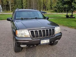 Grå Begagnad 2000 Jeep Grand Cherokee SUV | 40 000 kr