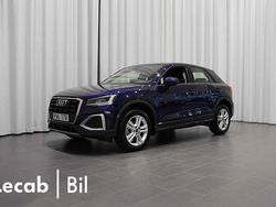 Blå (navarrablå metallic) Begagnad 2024 Audi Q2 Advanced SUV | 289 500 kr (Marknadspris)