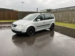 Silver Begagnad 2004 VW Touran Minibuss | 29 900 kr