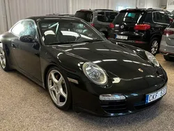 Svart Begagnad 2004 Porsche 911 Carrera Sportkupé | 499 900 kr
