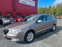 Ljusbrun (brun) Begagnad 2010 Skoda Superb Ambition Kombi | 59 900 kr (Marknadspris)