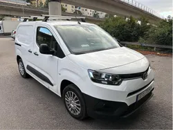 Vit Begagnad 2022 Toyota Proace City Van | 205 000 kr (Superpris)
