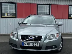 Silver Begagnad 2010 Volvo V70 Momentum Kombi | 87 900 kr (Marknadspris)