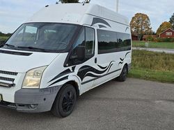 Vit Begagnad 2014 Ford Transit Kombi | 59 900 kr