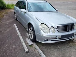 Silver Begagnad 2005 Mercedes E320 Avantgarde Kombi | 15 000 kr