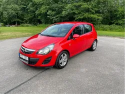 Röd Begagnad 2014 Opel Corsa Enjoy Halvkombi | 39 000 kr (Marknadspris)