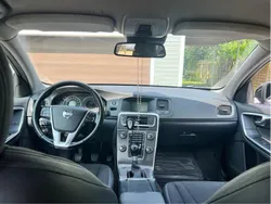 Svart Begagnad 2012 Volvo S60 Momentum Sedan | 89 000 kr (Bra pris)