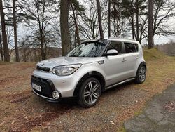 Grå Begagnad 2015 Kia Soul SUV | 82 900 kr (Marknadspris)