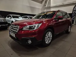Ljusröd Begagnad 2016 Subaru Outback Active SUV | 204 900 kr (Bra pris)