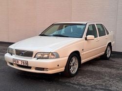 Vit Begagnad 1999 Volvo S70 Sedan | 69 000 kr