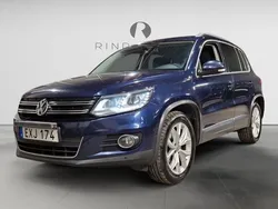 Mörkblå (blå) Begagnad 2015 VW Tiguan SUV | 149 900 kr (Marknadspris)