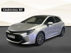 Silver Begagnad 2019 Toyota Corolla Hybrid Style Halvkombi | 219 900 kr (Marknadspris)