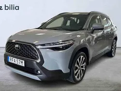 Grå Ny 2025 Toyota Corolla Cross SUV | 382 900 kr