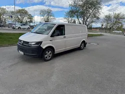 Vit Begagnad 2018 VW T6 Van | 200 000 kr (Marknadspris)