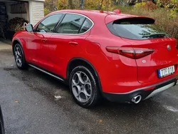 Röd Begagnad 2018 Alfa Romeo Stelvio SUV | 255 000 kr (Superpris)