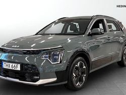 Grön (green) Begagnad 2022 Kia e-Niro SUV | 289 900 kr (Lite dyr)