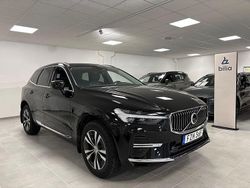 Svart Begagnad 2022 Volvo XC60 Core SUV | 409 900 kr (Marknadspris)