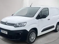 Vit Begagnad 2021 Citroën Berlingo Minibuss | 109 000 kr (Superpris)