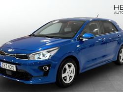 Blå (blue) Begagnad 2022 Kia Rio Advance Halvkombi | 169 900 kr (Marknadspris)