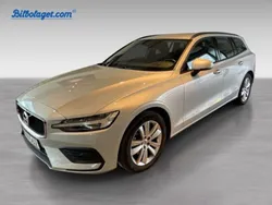 Vit Begagnad 2019 Volvo V60 Momentum Kombi | 299 000 kr (Marknadspris)