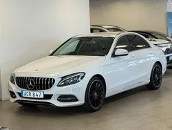 Vit Begagnad 2015 Mercedes C220 Avantgarde Sedan | 169 900 kr (Marknadspris)