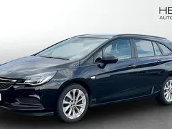 Svart (black) Begagnad 2017 Opel Astra Dynamic Kombi | 150 000 kr (Marknadspris)