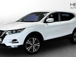 Vit (white) Begagnad 2019 Nissan Qashqai N-Connecta SUV | 179 900 kr (Marknadspris)