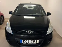 Svart Begagnad 2010 Hyundai i20 Select Halvkombi | 35 000 kr (Marknadspris)