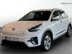 Vit (white) Begagnad 2021 Kia e-Niro Advance SUV | 262 900 kr (Marknadspris)