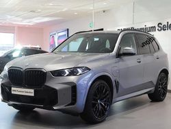 Grå Begagnad 2023 BMW X5 M Sport SUV | 979 000 kr