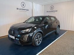 Svart Begagnad 2025 Peugeot 2008 Style SUV | 224 800 kr (Marknadspris)
