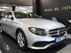 Mercedes E220