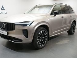 Ljusgrå (grå) Begagnad 2024 Volvo XC90 Ultra SUV | 869 900 kr (Dyr)