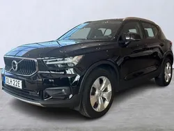 Svart Begagnad 2019 Volvo XC40 Momentum SUV | 255 000 kr (Marknadspris)