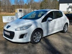 Vit Begagnad 2012 Peugeot 308 Halvkombi | 55 000 kr (Marknadspris)