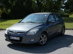 Grå Begagnad 2009 Hyundai i30 Halvkombi | 37 999 kr (Marknadspris)