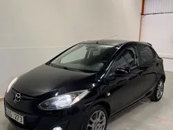 Svart Begagnad 2012 Mazda 2 Halvkombi | 77 900 kr (Marknadspris)